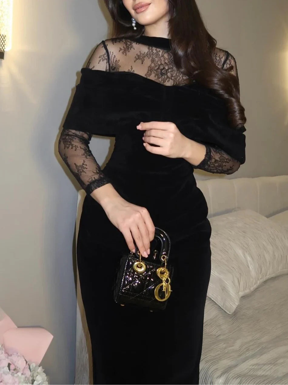 SelenaClers| Vestido largo ajustado de terciopelo negro con ribete de encaje
